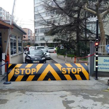 Road Blocker thumbnail