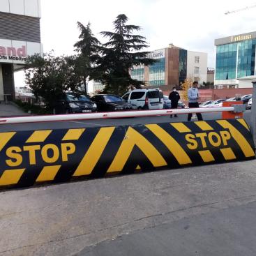 Road Blocker thumbnail